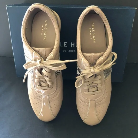 Cole Haan 7.5 Tan - Picture 3 of 6